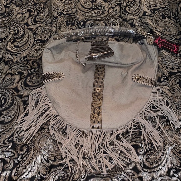 Purse, the tan was lighter than expected - Picture 1 of 2